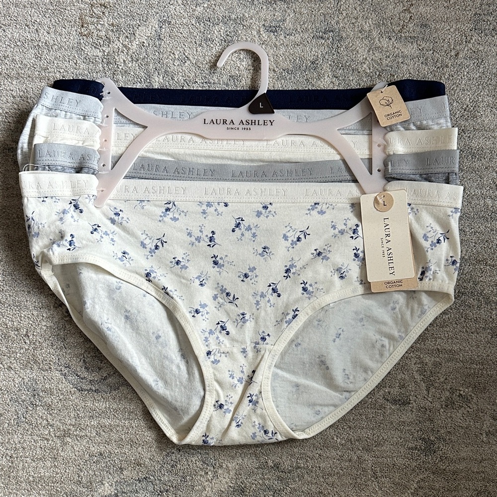 Laura Ashley 5 pack panties
Size L 
Color multi